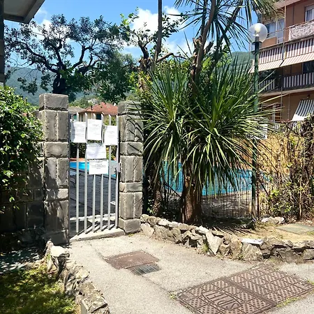 Riviera Bliss 公寓 *